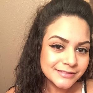 Meet your Posher, Rocio